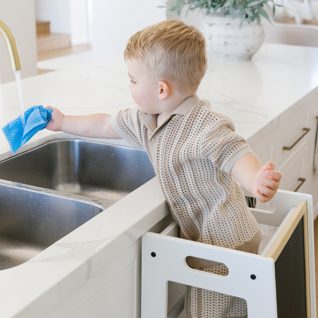 Slimline Learning Tower | White