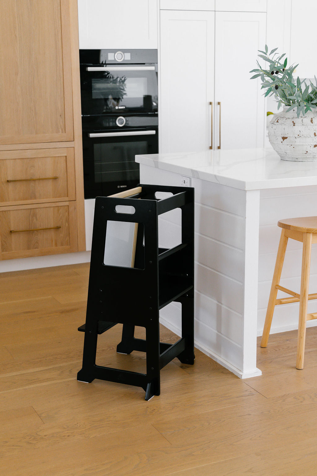 Slimline Learning Tower | Black